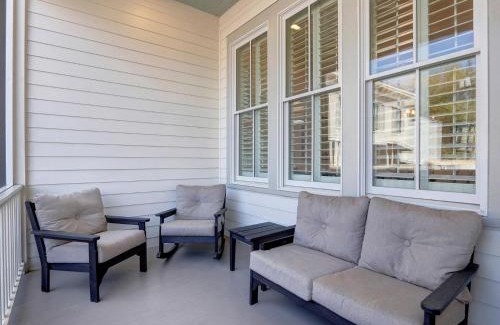 Historic Downtown Savannah House | Walk to Forsyth