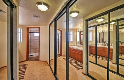 Lake Havasu City Apartment | Walk to Lake Havasu Beaches Condo with Pool Access!