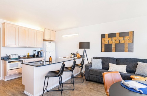 Cayucos House | Walk to Pier + Beach | Stylish 2BR w/Ocean View | Shared Bar, Firepit, Lounge