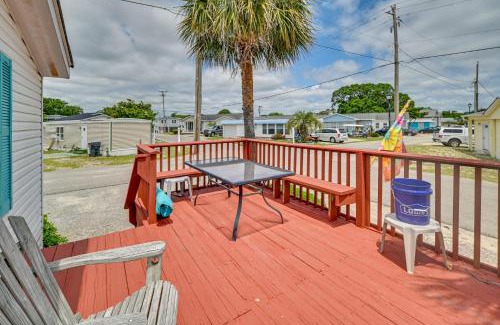 Garden City House | Walk to Shore Myrtle Beach House with Private Deck!