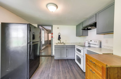 Bath Apartment | Walk to Town: Bath Apt Near Keuka Lake Wine Trail
