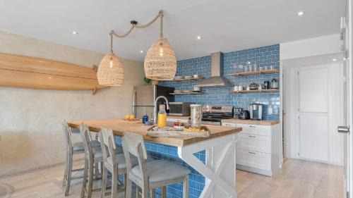 San Clemente Apartment | Walk to Trestles Beach Shared YardFirepit El Camino Surfhouse A by AvantStay