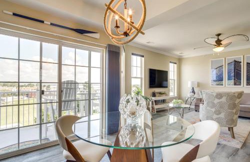 Cambridge Apartment | Walkable Condo with Drawbridge Views in Cambridge