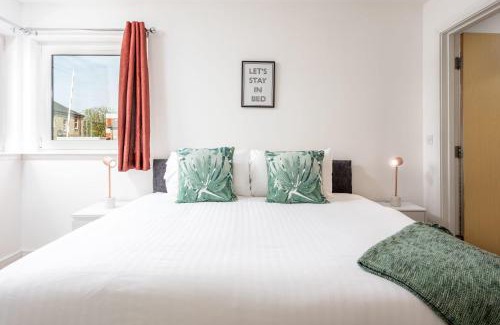 Kilmarnock Apartment | Walker Suite No52 - Donnini Apartments