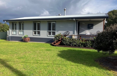 Walpole House | Walpole House is a cosy getaway by the Walpole inlet with a large backyard.