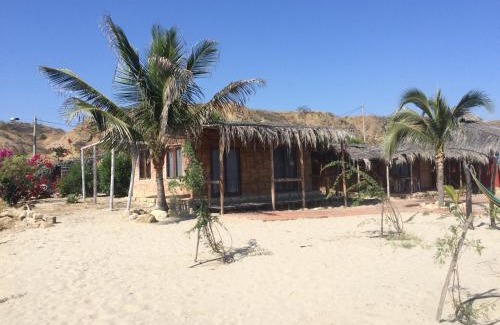 Canoas Hotel | Waltako Beach Culture
