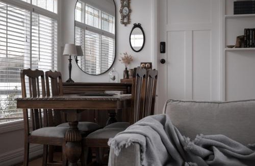 Huonville Bed & Breakfast | Walton House