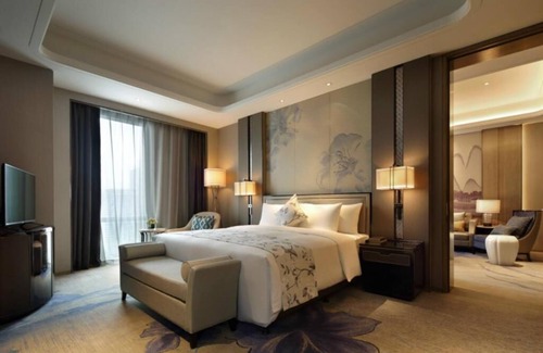 Chengzhong District Hotel | Wanda Realm Liuzhou