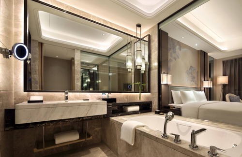 Chengzhong District Hotel | Wanda Realm Liuzhou