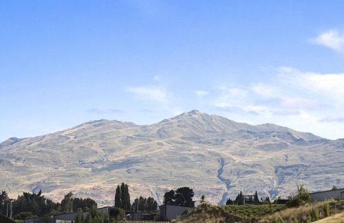 Lower Shotover House | Wanderlust - Queenstown Holiday Home