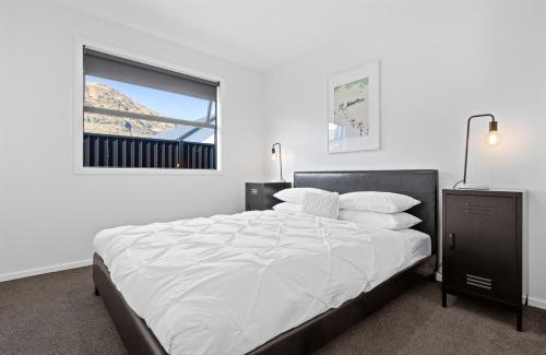 Lower Shotover House | Wanderlust - Queenstown Holiday Home