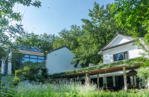 Huizhou District Hotel | Wangshan Life Diaoxueyuan Design Hotel