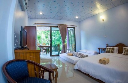 Amphawa Hotel | Warakorn Baansuan - Amphawa