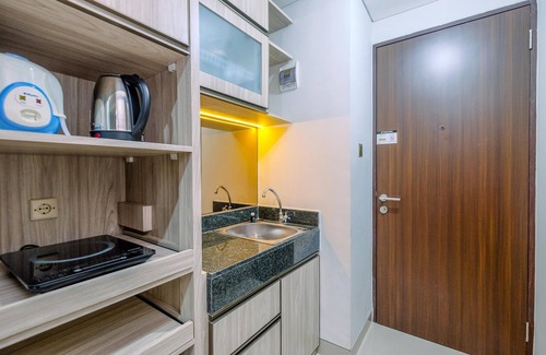 Bekasi Apartment | Warm And Minimalist Studio Room Transpark Cibubur Apartment