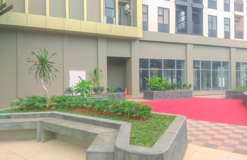 Bekasi Apartment | Warm And Minimalist Studio Room Transpark Cibubur Apartment