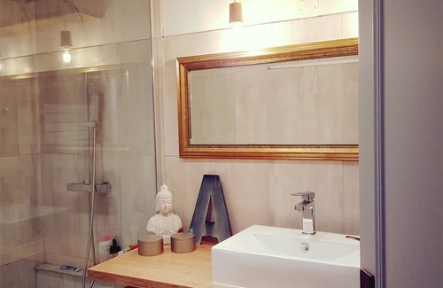 Apprieu House | Warm, atypical and quiet house 4 km from Lake Charavines / Paladru