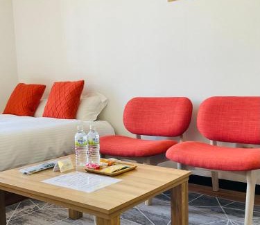 Shiroishi Apartment | Warm House6