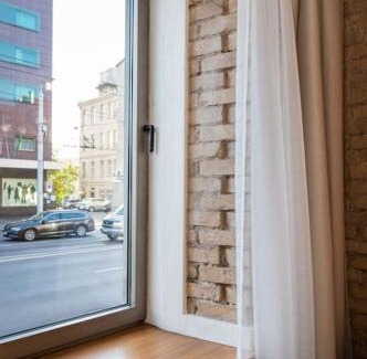 Business District Apartment | Warm studio in the heart of city