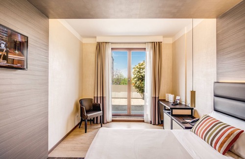 Zona XXIV Fonte Ostiense Hotel | Warmthotel