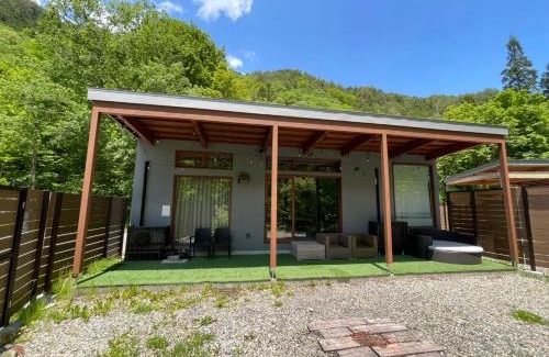 Takayama Villa | Wat Resort プライベート ヴィラ ひだいちのみや