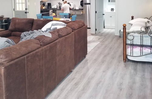 Brices Creek House | Water-Dock-Kayak-Fishing-Boating-Skiing-Tubing-Crabing-Brices Creek ACCESS