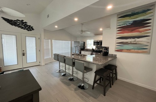 Port Isabel Cottage | Water Front 2BR/2BA MARLIN COTTAGE