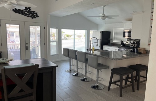 Port Isabel Cottage | Water Front 2BR/2BA MARLIN COTTAGE