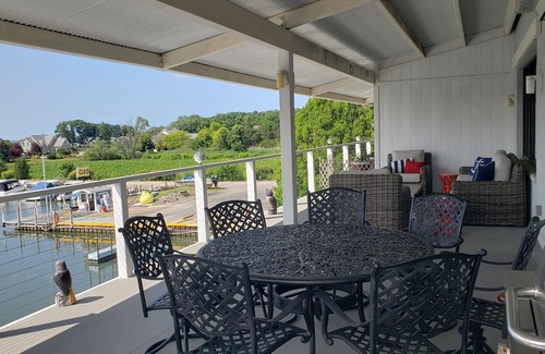 Gypsum Condo | Water Front Family Retreat