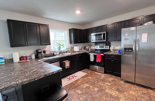 Mount Holly House | Water View Cozy Getaway- beach/fishing/pool