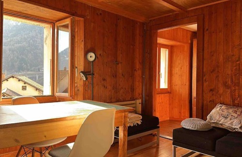 Mesocco House | Waterfall House