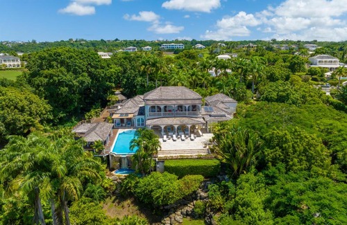 Westmoreland Villa | Waterfalls - 6 bed peaceful and secure luxury