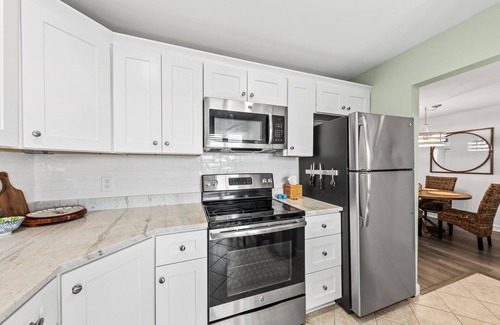 Seabrook Island House | Waterfront 1 bedroom Condo w/Marina Views! Neighborhood Pool! Stunning Sunsets!