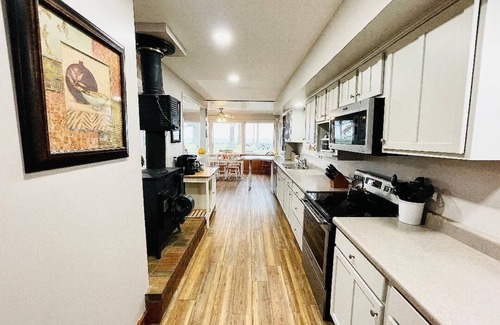 Huron House | Waterfront Castle W/Stunning Views Walk to Beach!