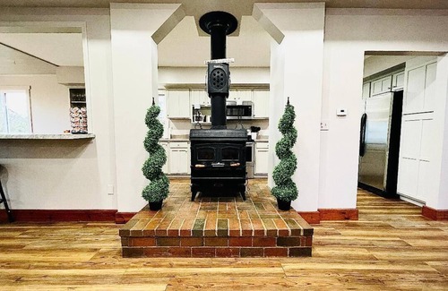 Huron House | Waterfront Castle W/Stunning Views Walk to Beach!