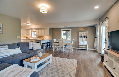 Poplar Bluff Apartment | Waterfront Home Near Mark Twain National Forest