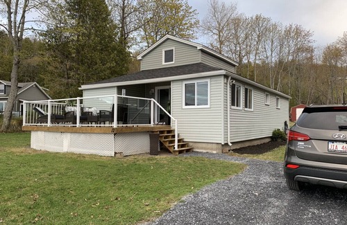 Saint John House | Waterfront Home on Kennebecasis river