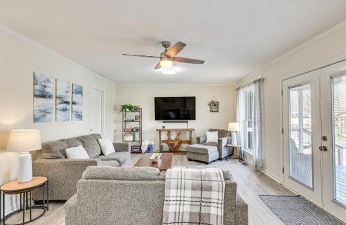 Royal House | Waterfront Home on Lake Hamilton with Dock and 2 Decks