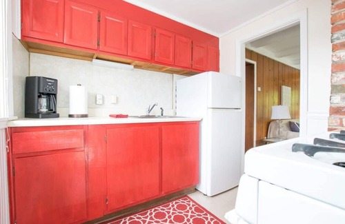 Eastham Cabin | Waterfront home with boat dock!