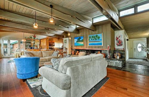 West Juneau House | Waterfront House with Glacial Views - Near Downtown!