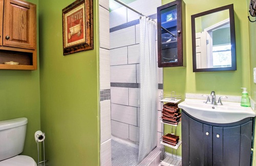 Chapin Apartment | Waterfront Lake Murray Studio w/ Dock + Gazebo!