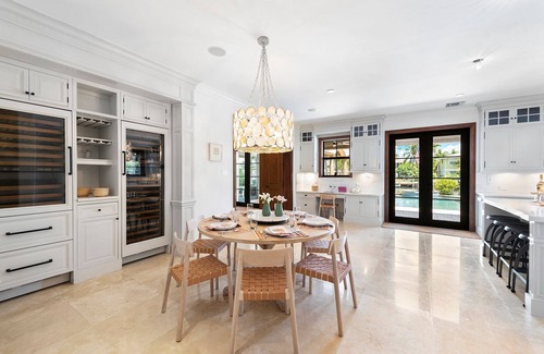 College Park Villa | Waterfront Luxurious Oasis - 5BR/5BA Villa on the Intracoastaln