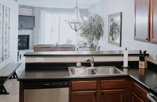 Superstition Lakes Condo | Waterfront Mesa Gilbert First Floor Gated Condo Golf Updated Clean Quiet