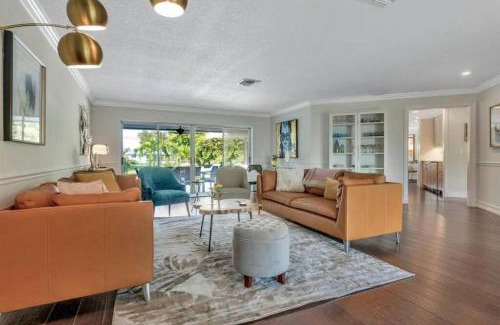 Lake Ida Shores Villa | Waterfront Oasis w/Pool Minutes to Downtown!