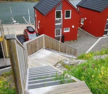 Ballstad House | Waterfront Suite l Ballstad l Lofoten l Norway