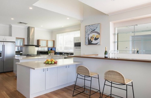 Point Clare House | Waterfront w/pool+ private jetty