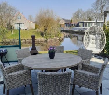 Oudwoude House | Waterhuis Friesland