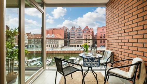 Gdansk City Center Apartment | Waterlane Królowa Kier I 2 sypialnie I 3 łazienki I Basen - Comfy Apartments