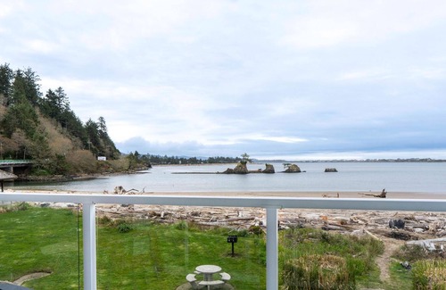 Lincoln City Condo | Waters Edge 207