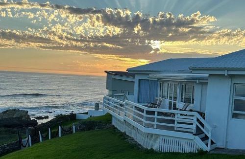 Seaview Villa | Waters Edge Beach House