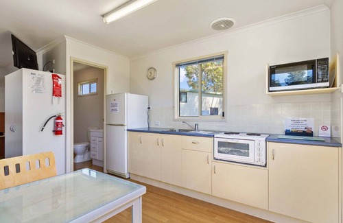 Lakes Entrance Other | Waters Edge Holiday Park